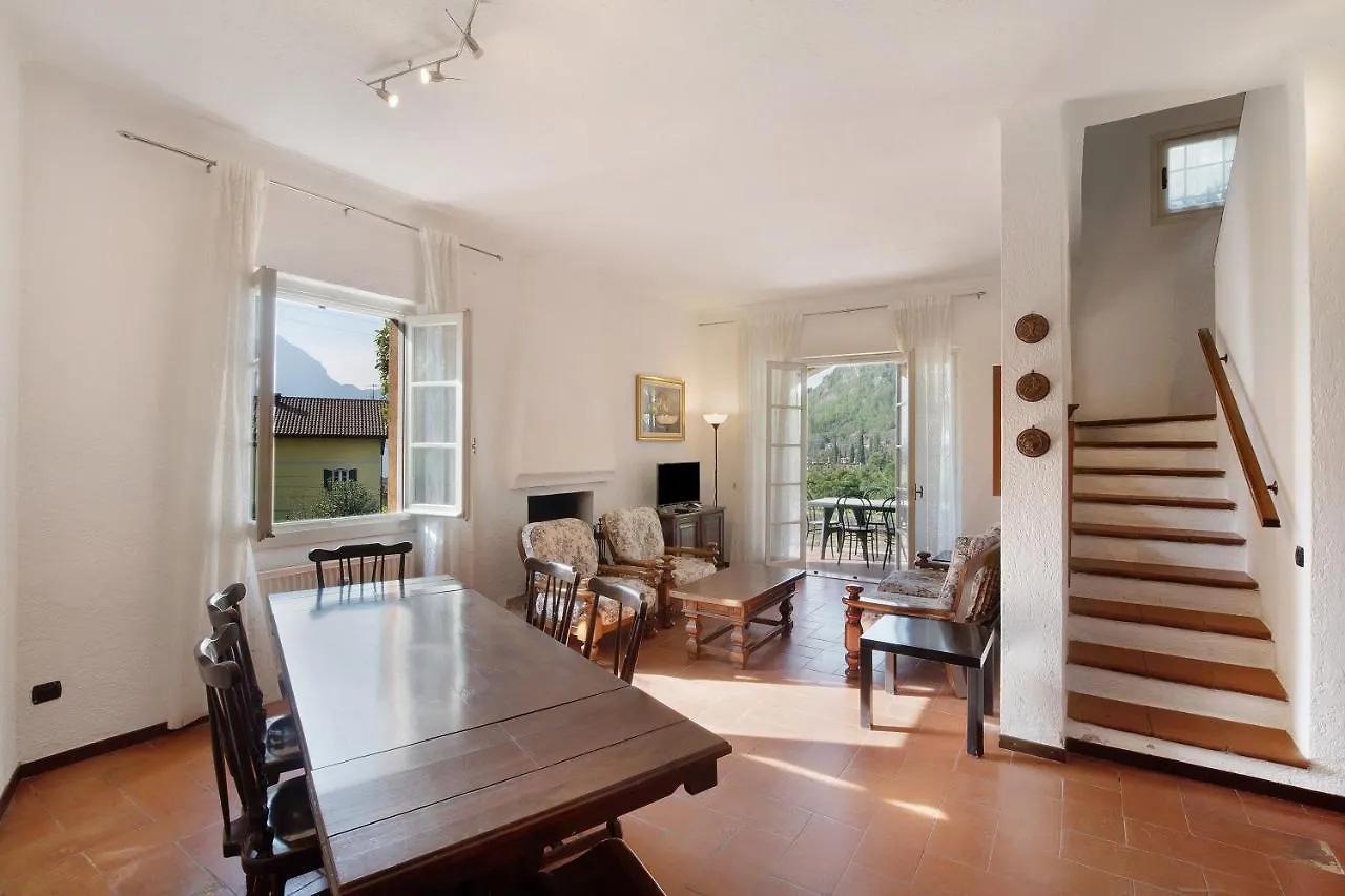 Apartment Topazio Lierna